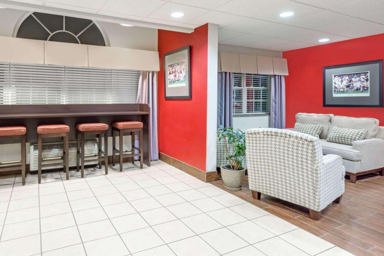 Microtel Inn & Suites By Wyndham Tuscaloosa Extérieur photo