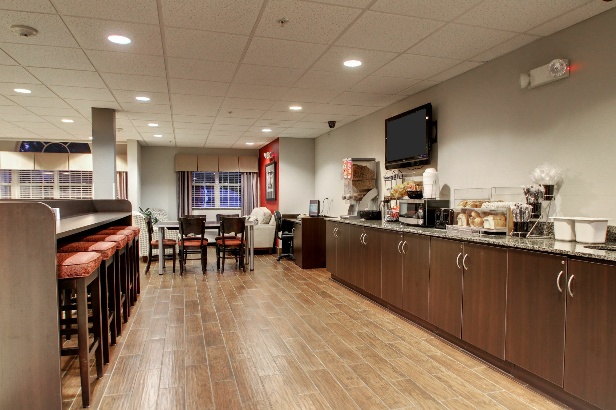 Microtel Inn & Suites By Wyndham Tuscaloosa Extérieur photo