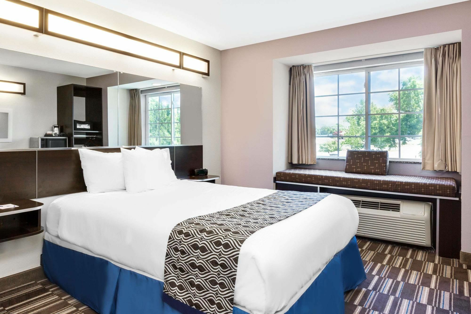 Microtel Inn & Suites By Wyndham Tuscaloosa Extérieur photo